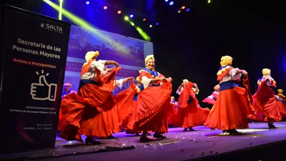 Personas mayores celebraron su día con “Danza y Expresión 2026”