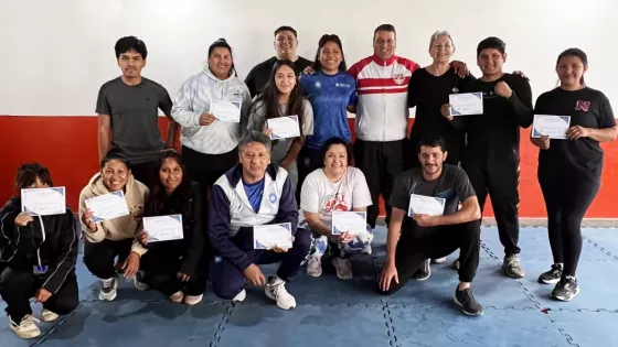 Jóvenes de Vaqueros se formaron en defensa personal y autocuidado