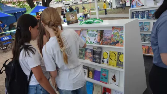 La Feria del Libro de Salta despliega sus actividades en la Usina Cultural