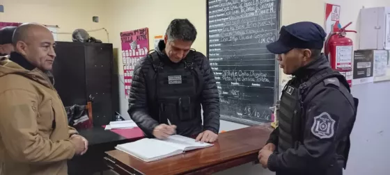 Supervisaron el servicio policial en dependencias de la zona Este de la capital