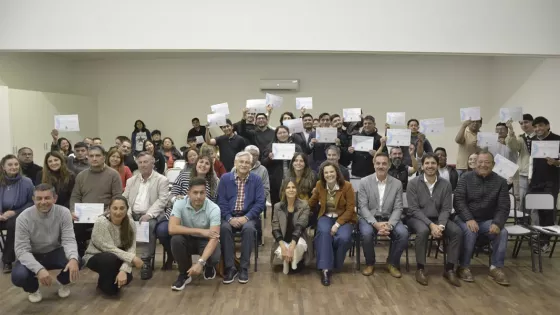 Educación y el sector privado formaron técnicos en Fibra Óptica, impulsando la inserción laboral