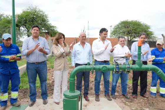 Más de 3.000 vecinos beneficiados por dos obras habilitadas en Las Lajitas