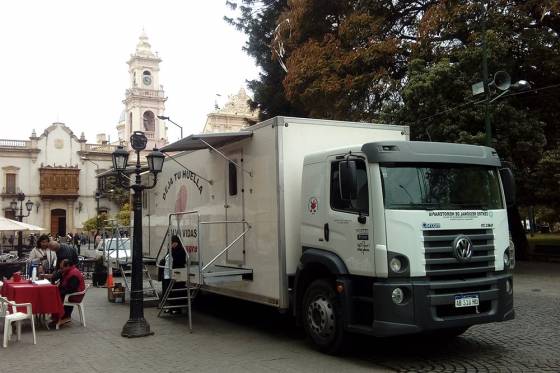 El móvil del Centro Regional de Hemoterapia estará hoy en plaza 9 de Julio