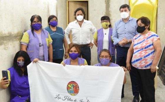 Sáenz y el ministro Arroyo visitaron el CPI de Villa Lavalle y la cooperativa Hilos de Juanita