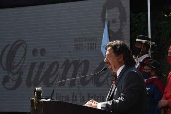 El Gobernador encabezó los actos por el 236 aniversario del nacimiento de Güemes