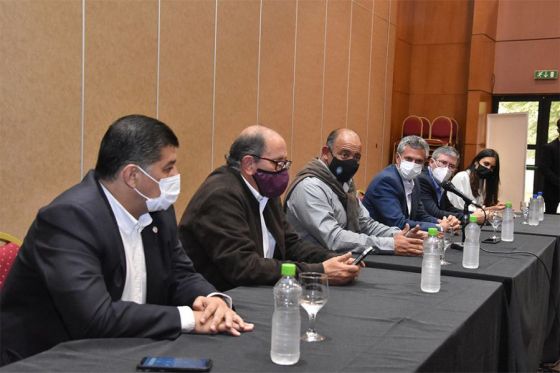 75212-gobierno-planifica-obras-turisticas-para-el-valle-de-lerma
