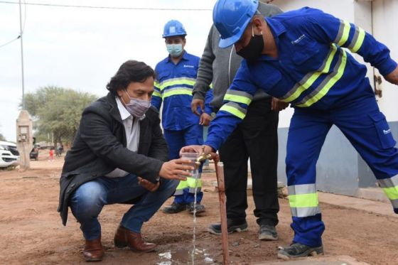 En Los Blancos, Sáenz inauguró el nuevo acueducto, una obra histórica esperada por los vecinos hace décadas