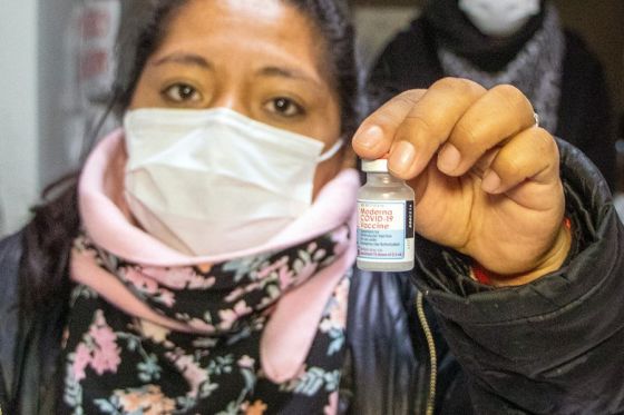 Inició la vacunación COVID-19 para adolescentes con comorbilidades