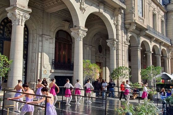 Importante convocatoria para la selección de ingresantes a la Escuela Oficial de Ballet