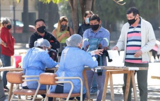 Puestos móviles de vacunación COVID-19 que funcionan hoy en la ciudad de Salta
