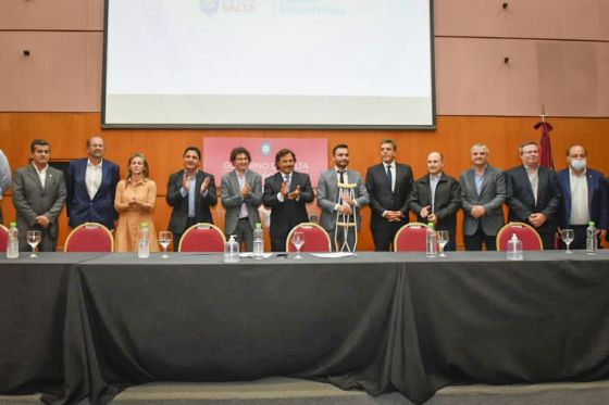 Iniciarán formalmente las obras del Nodo Logístico de Güemes: Sáenz y Massa rubricaron acuerdos