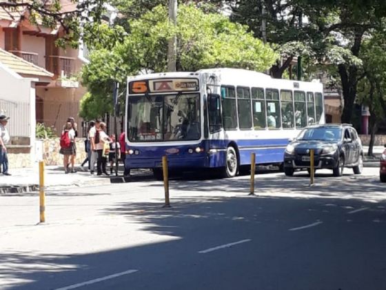 Servicio de colectivos para los feriados nacionales
