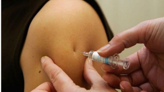 Hoy funcionan seis puestos móviles de vacunación en la Capital