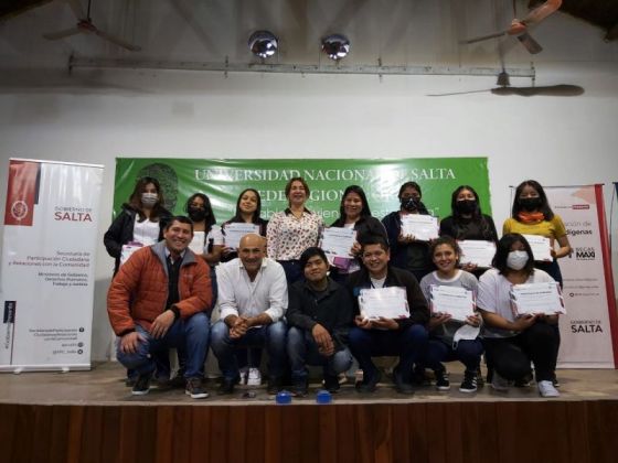 Entregaron las Becas Maxi Sánchez a estudiantes universitarios de comunidades indígenas de Tartagal y Orán