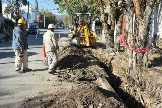 Recambio de cañerías de agua: inició una obra en barrio Tres Cerritos