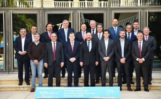 Sáenz junto a los gobernadores del Norte Grande comienza la misión a EEUU