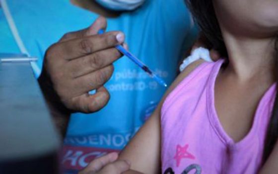 Hoy funcionan cinco puestos móviles de vacunación en la ciudad de Salta