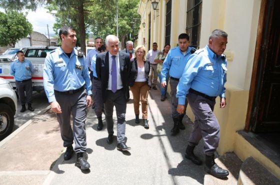 Funcionarios de Seguridad y Justicia recorrieron centros de detención en Metán