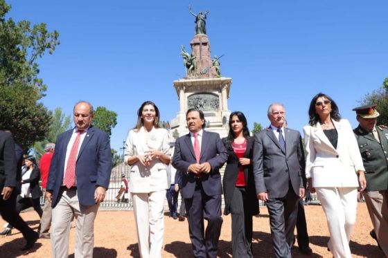 El gobernador Sáenz presidió los actos por el 210° aniversario de la Batalla de Salta
