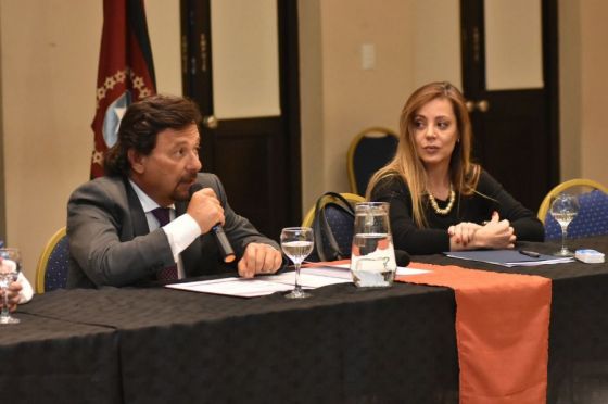 88236-esta-tarde-se-firmara-el-convenio-para-la-obra-del-gasoducto-de-los-valles-calchaquies
