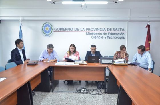 Casi 2 mil millones de pesos para dos nuevas escuelas técnicas en el interior