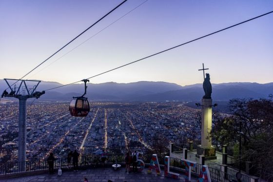 Teleférico San Bernardo celebra la Semana de Mayo