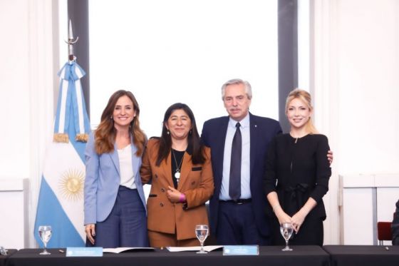 Salta suscribió al convenio para la construcción de Casa Amor