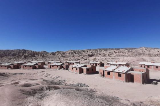 Avanza a buen ritmo la obra de 28 casas en Angastaco