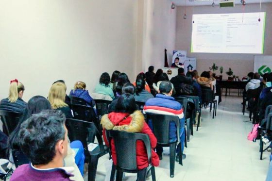 El hospital Señor del Milagro capacita a profesionales sobre uso de cannabis