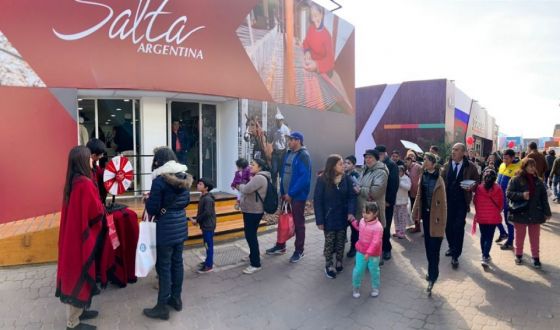 Salta muestra la calidad de sus artesanías y vinos en la Expo Rural 2023
