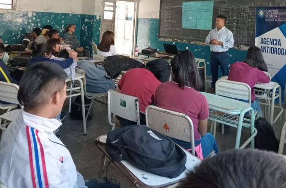 Más de 200 estudiantes aprendieron sobre prevención de consumo problemático de sustancias psicoactivas