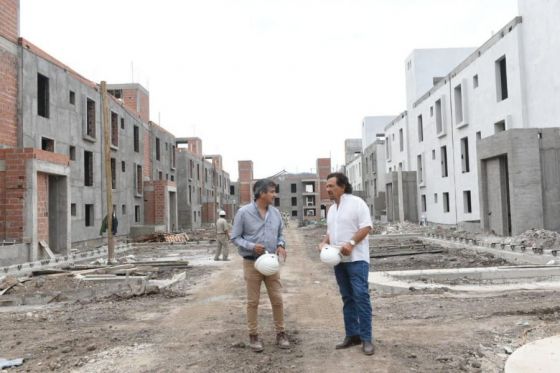 En Capital avanzan dos grandes urbanizaciones con 1284 viviendas: Sáenz recorrió las obras