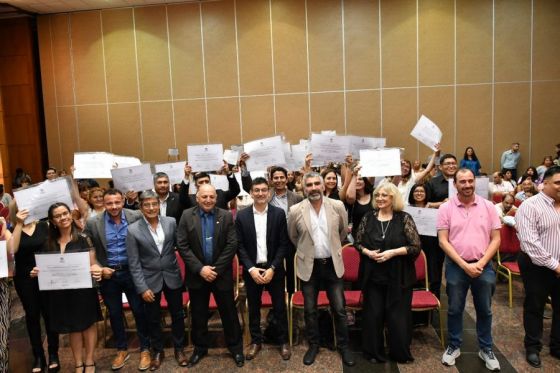 Egresados de las Tecnicaturas de Administración Pública de la UPATecO recibieron sus títulos