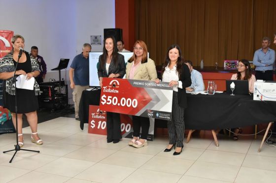 Sorteo anual de Ticketon 2023 por el auto 0 km, motos y bicis en Campo Quijano