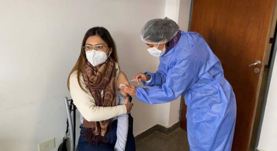 El Ministerio de Salud Pública recomienda reforzar la vacunación contra COVID-19