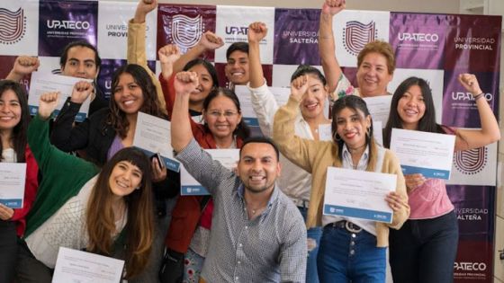 UPATecO: Entrega de certificados a estudiantes que concluyeron trayectos formativos