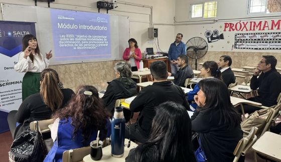 Derechos Humanos brindó capacitación a docentes del Colegio La Sagrada Familia
